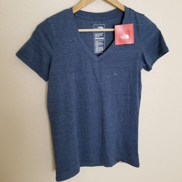 The North Face Classic Fit V Neck Tee - Picture 3 of 4